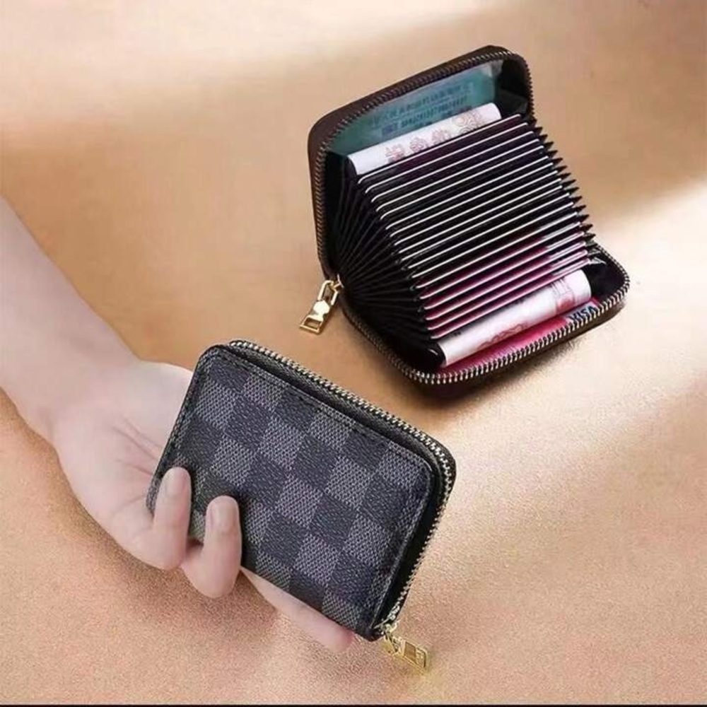 Classic Checkerboard Pattern Credit Card Holder Zippered Short Wallet